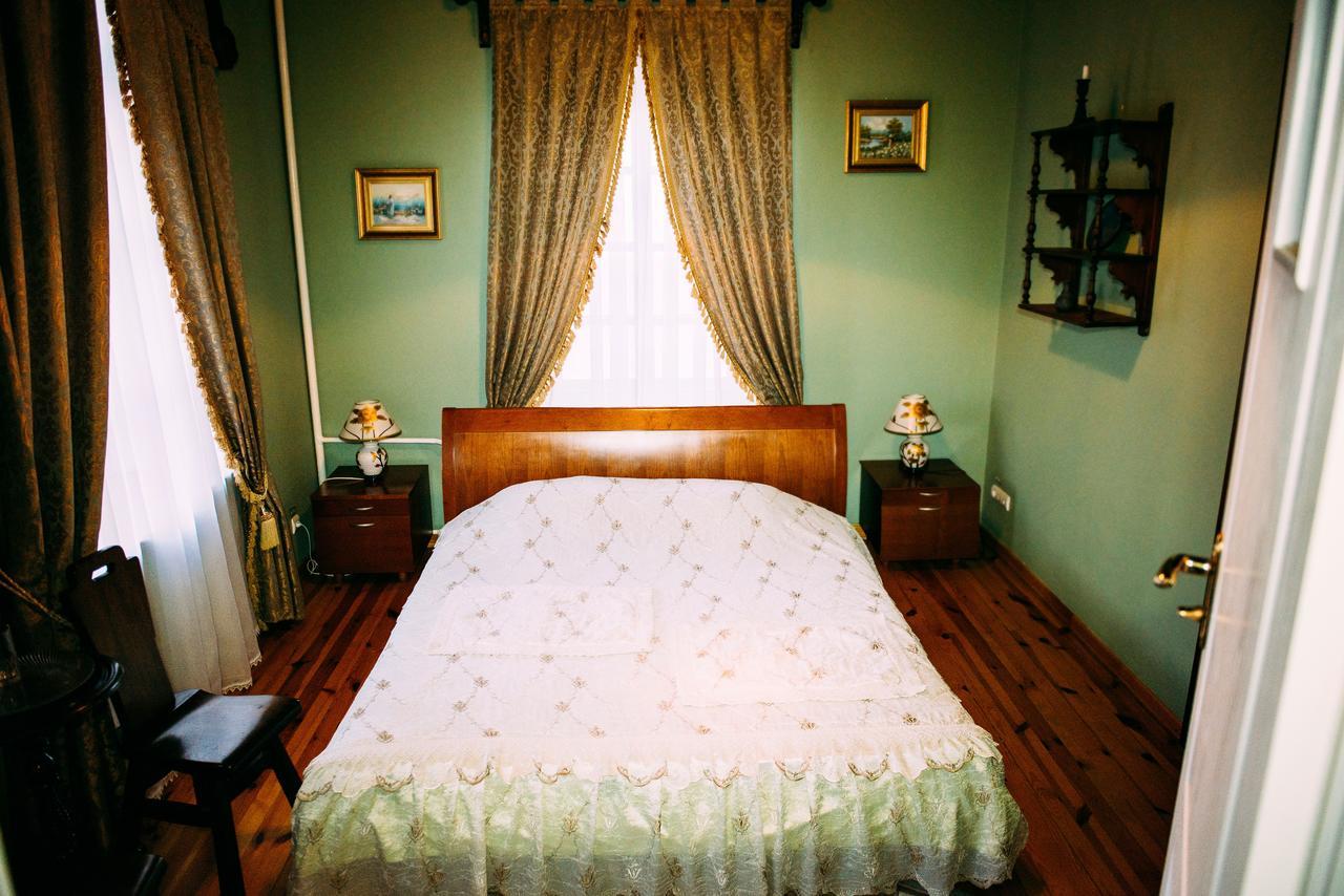 Antique House Hotel Doubno Extérieur photo