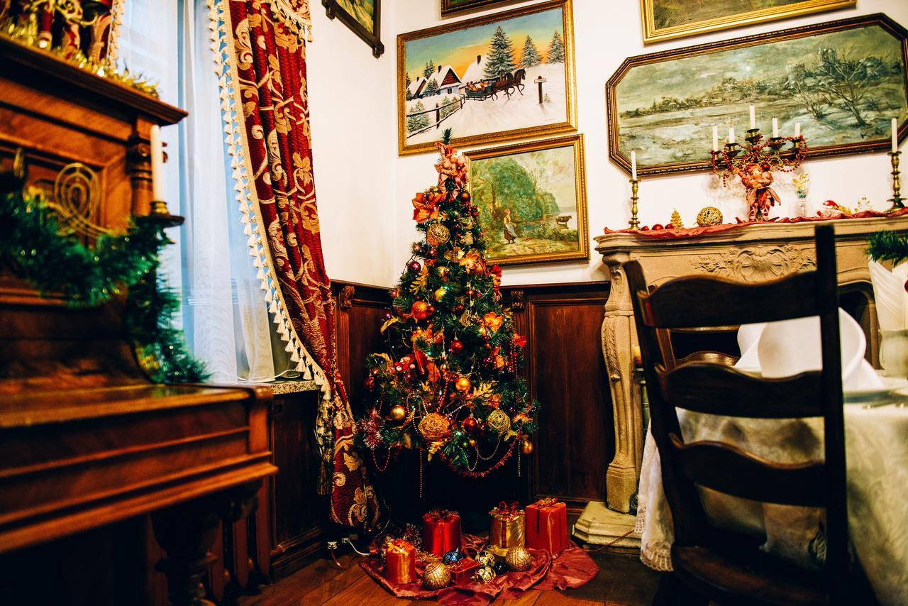 Antique House Hotel Doubno Extérieur photo